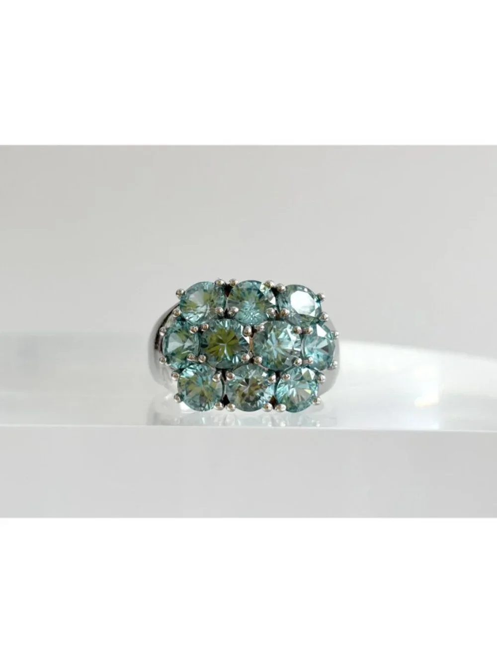 Blue Topaz Cluster Round Cut Gemstone Sterling Silver 925 Vintage Ring - sz 7.75